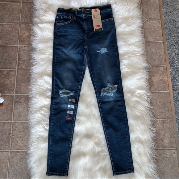 NWT Levi’s 720 High-Rise Super Skinny 2 Short W26 - Picture 3 of 9